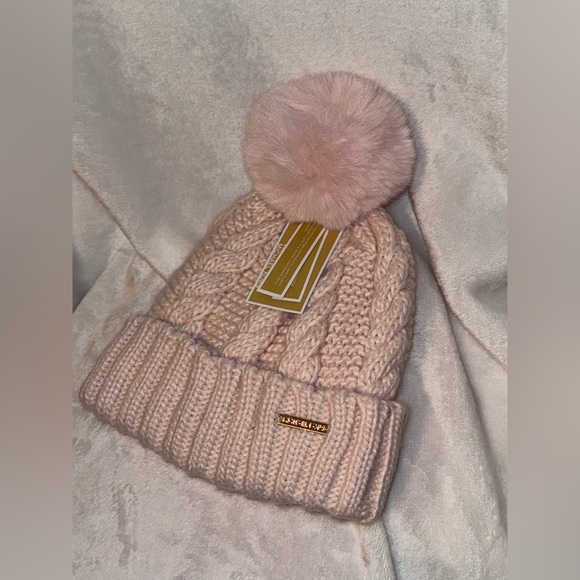 Michael Kors Fleece Lined Braided Knit Cuff Beanie Faux Fur Pom - Light Pink - Picture 8 of 8